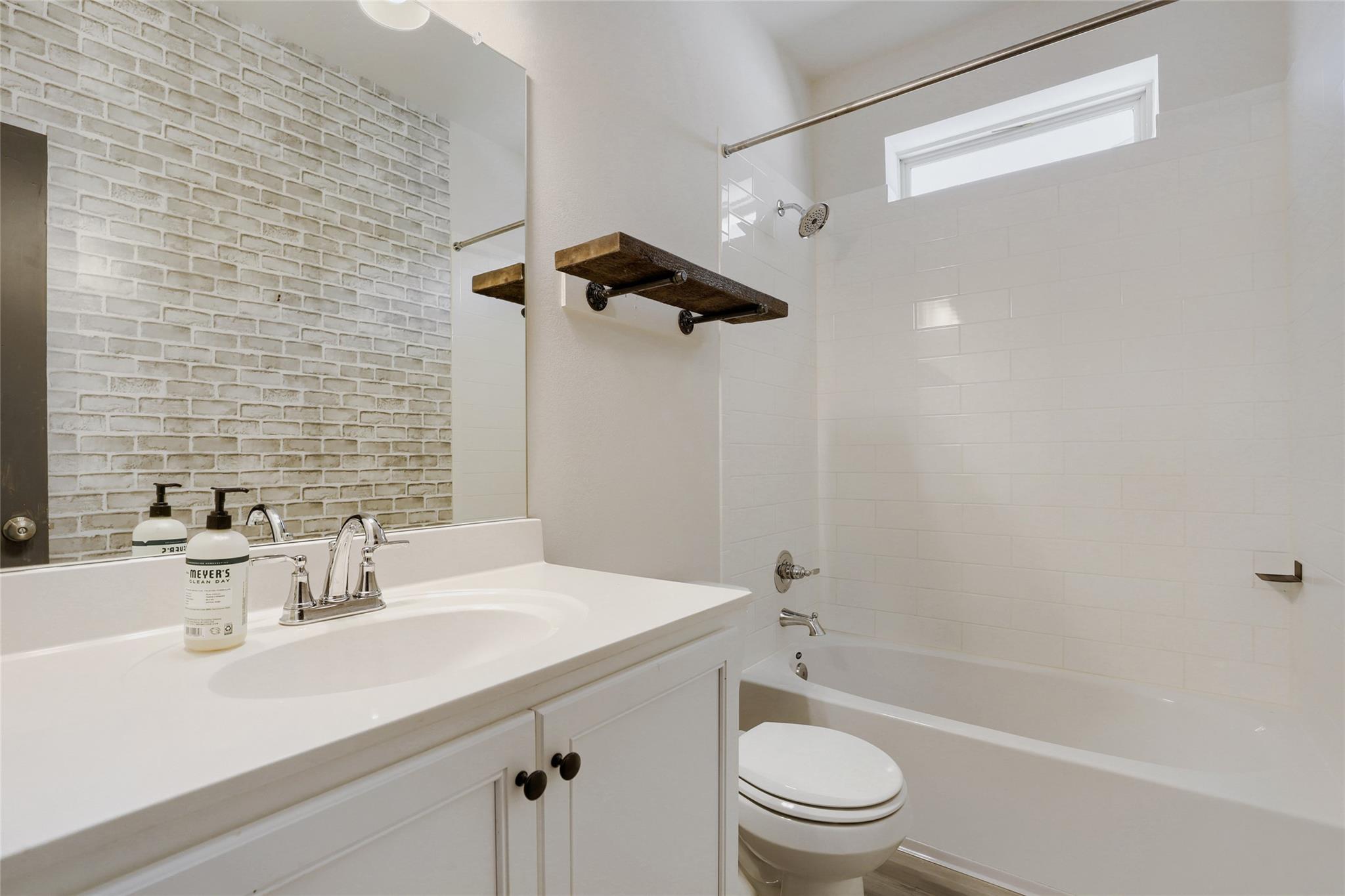 8306 Mandela Bnd Property Photo 22