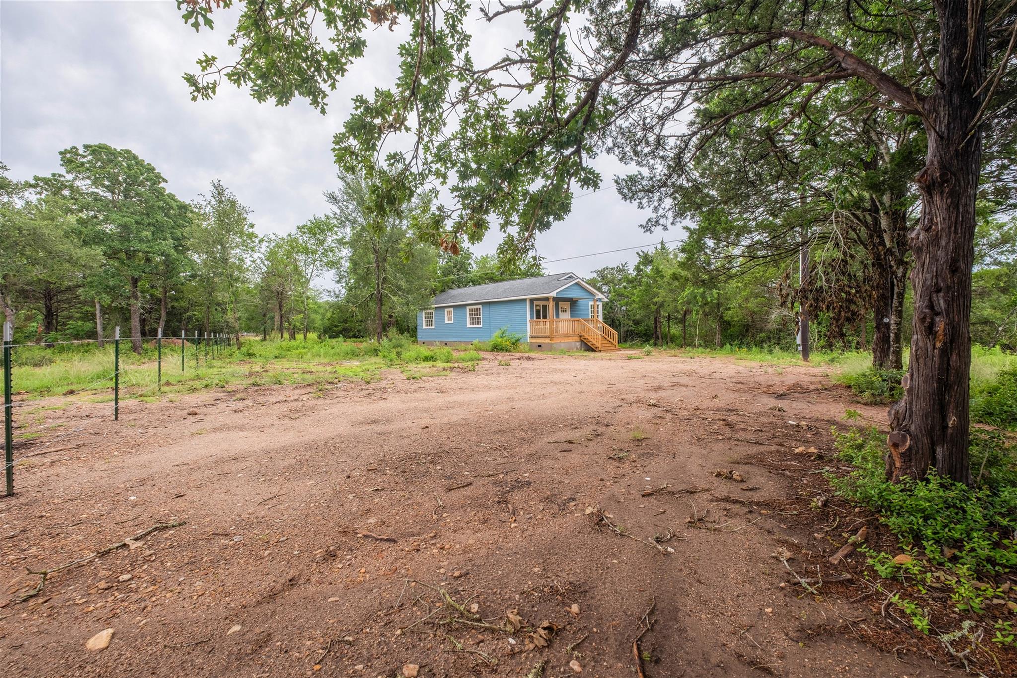 247 Foothill Rd Property Photo 3
