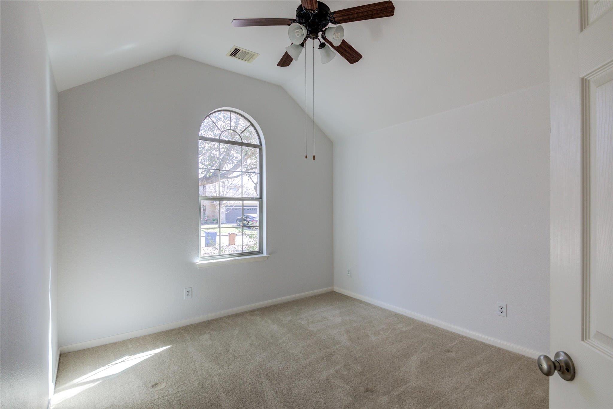 11217 Cap Stone Dr Property Photo 18
