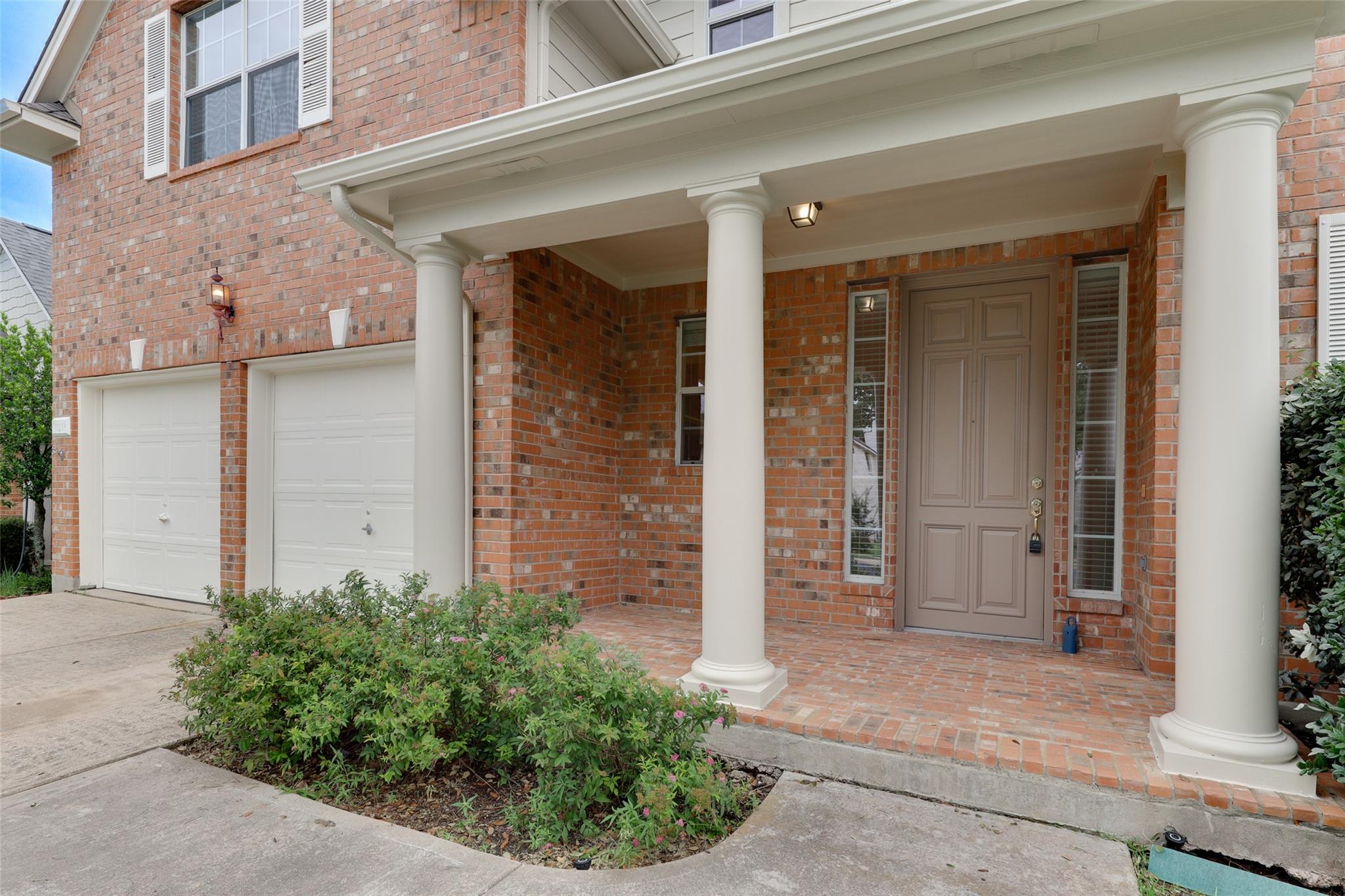 11133 Sandstone Trl Property Photo 3