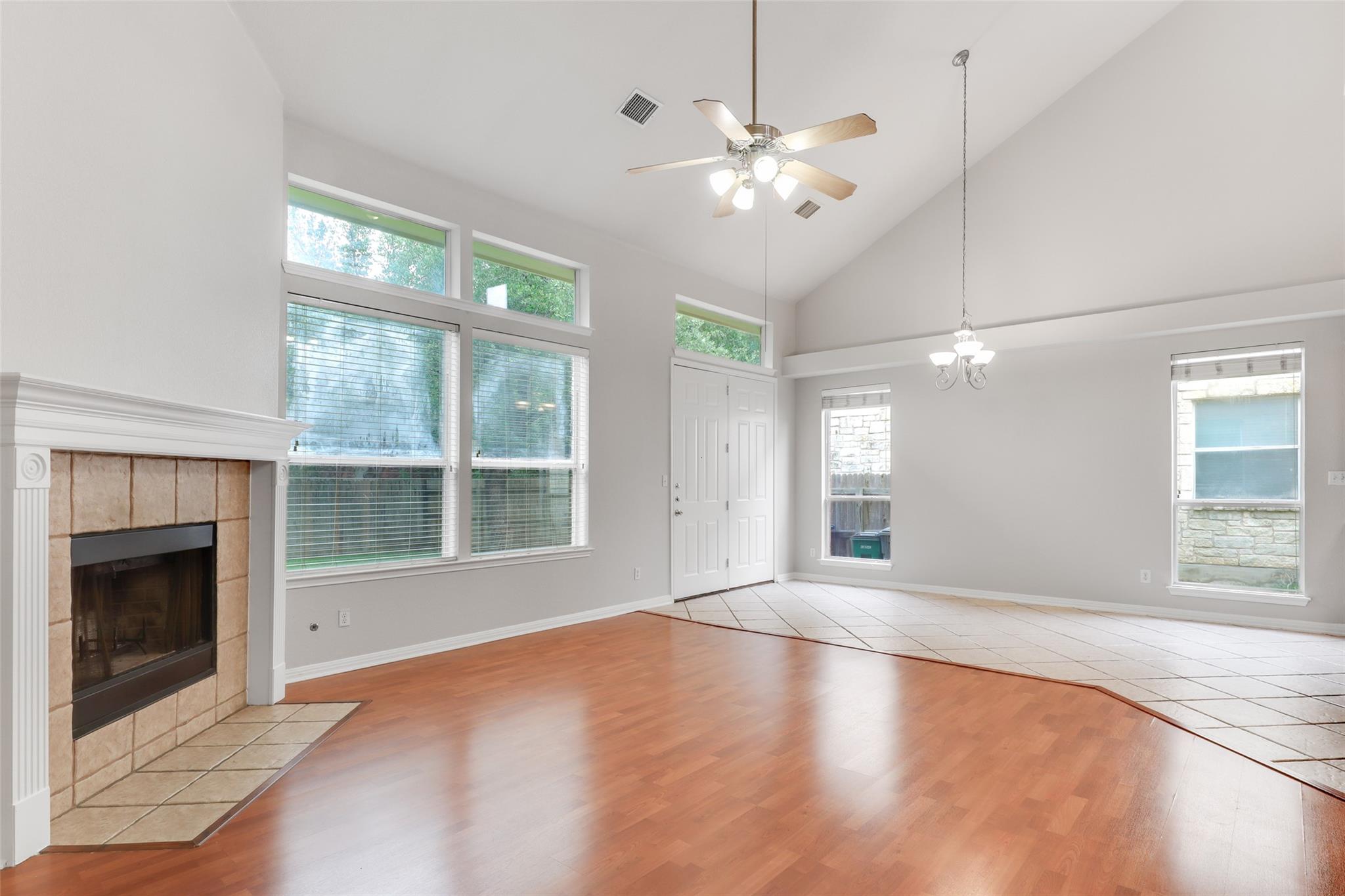 11133 Sandstone Trl Property Photo 9