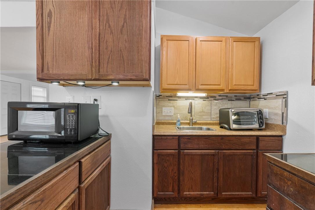 4414 Diane Dr #1b Property Photo 7