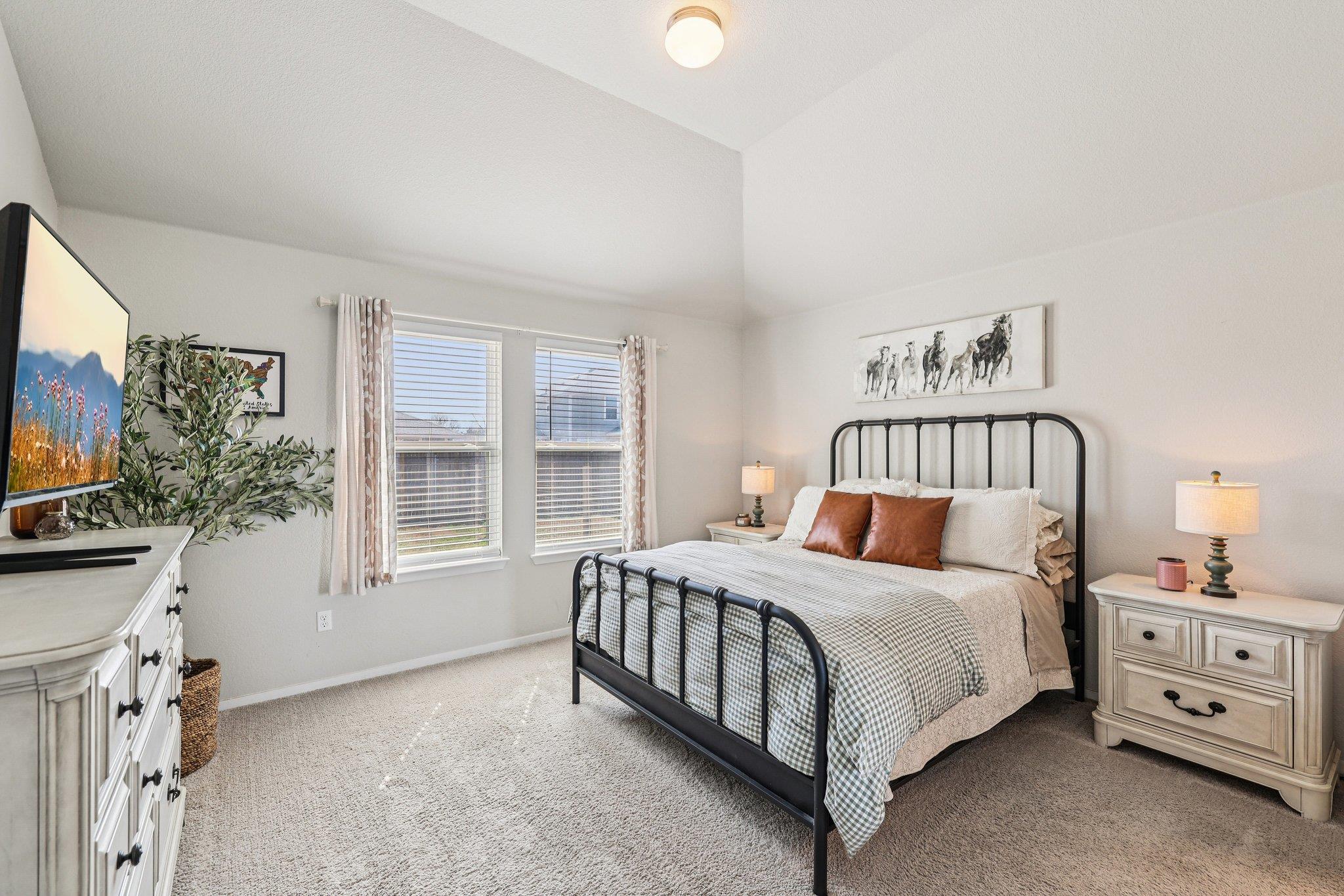 111 Insider Loop Property Photo 22