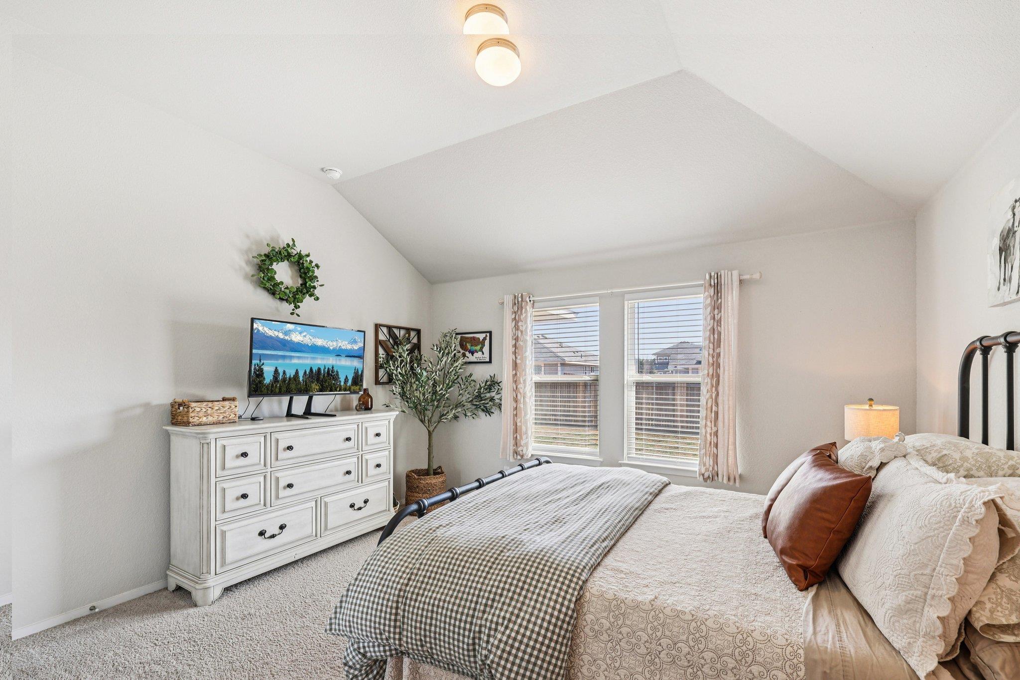 111 Insider Loop Property Photo 25