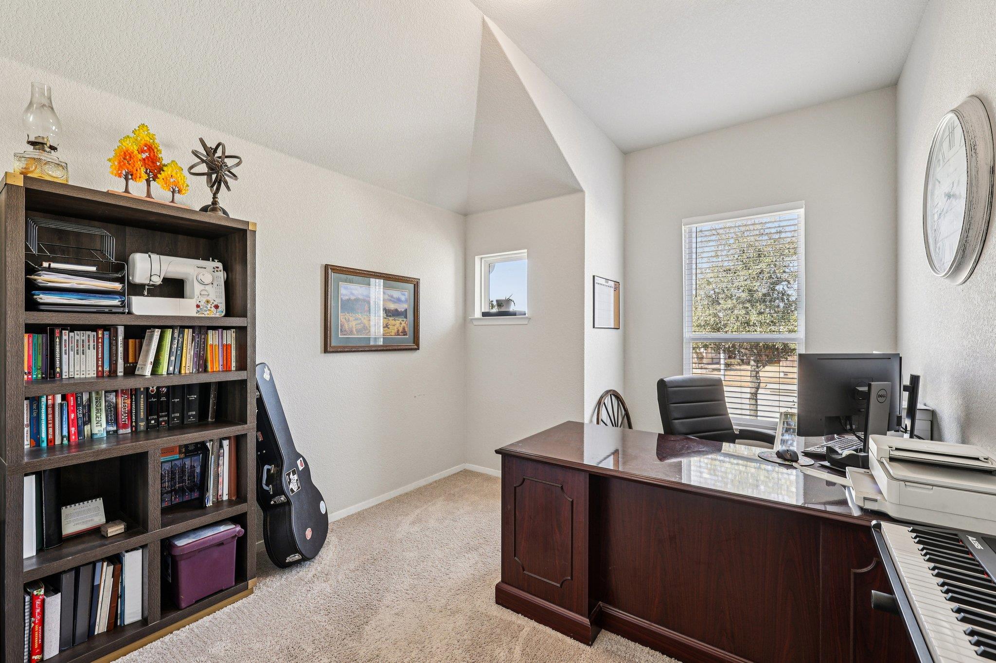 111 Insider Loop Property Photo 30