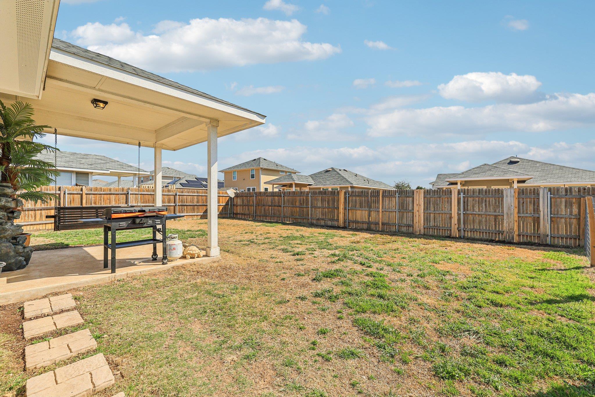 111 Insider Loop Property Photo 35