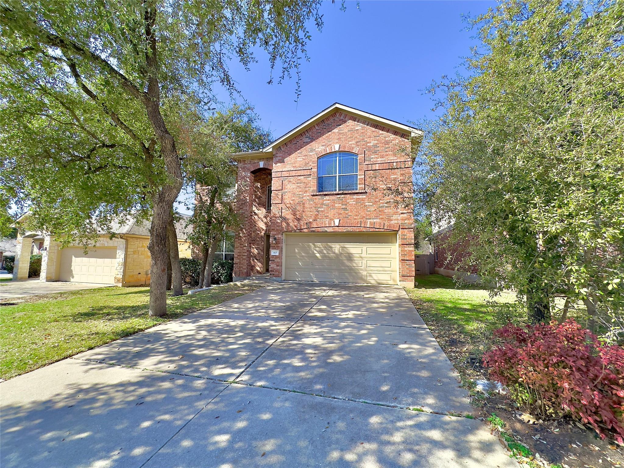 613 Arrowhead Trl Property Photo