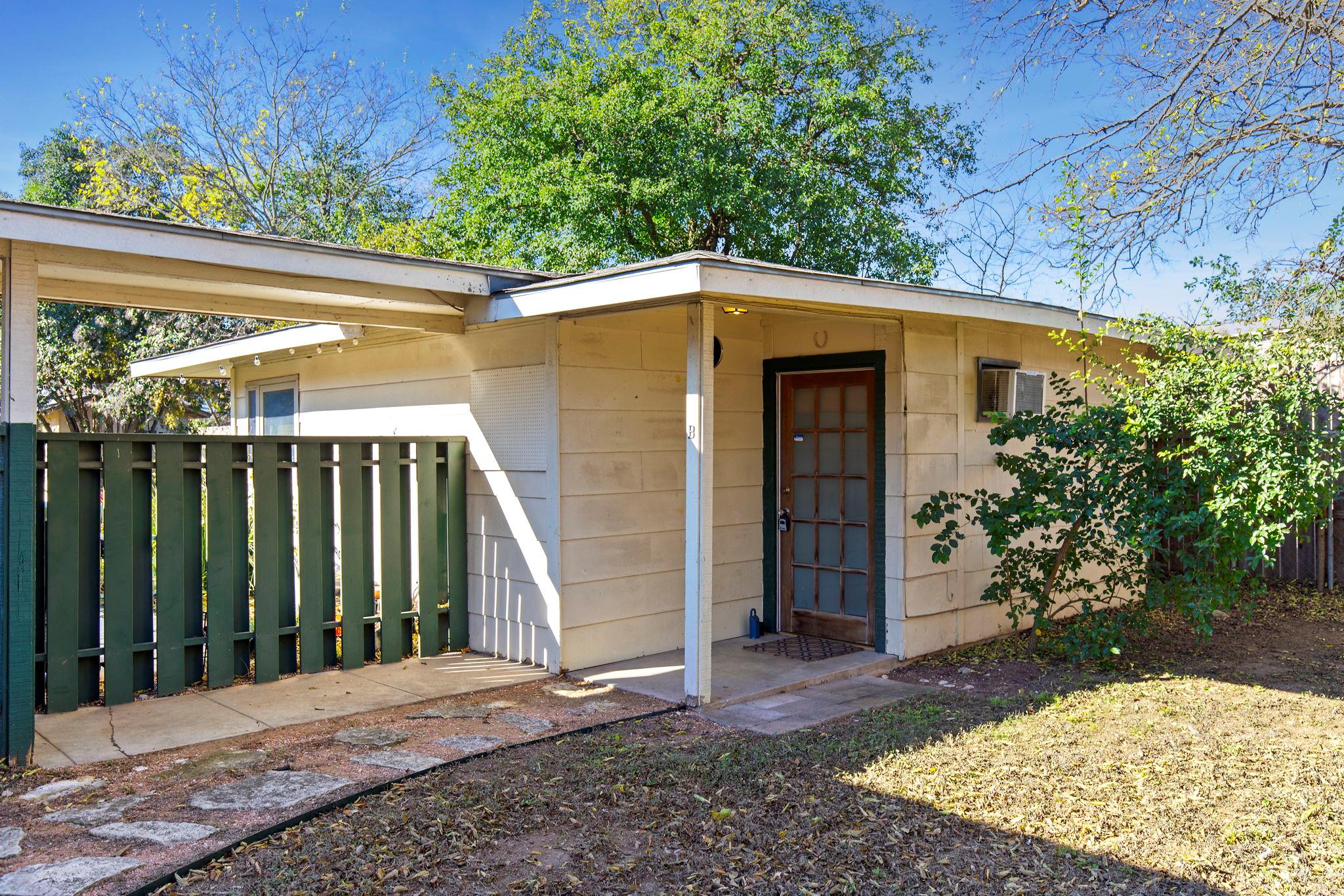 7808 Watson St #b Property Photo 1