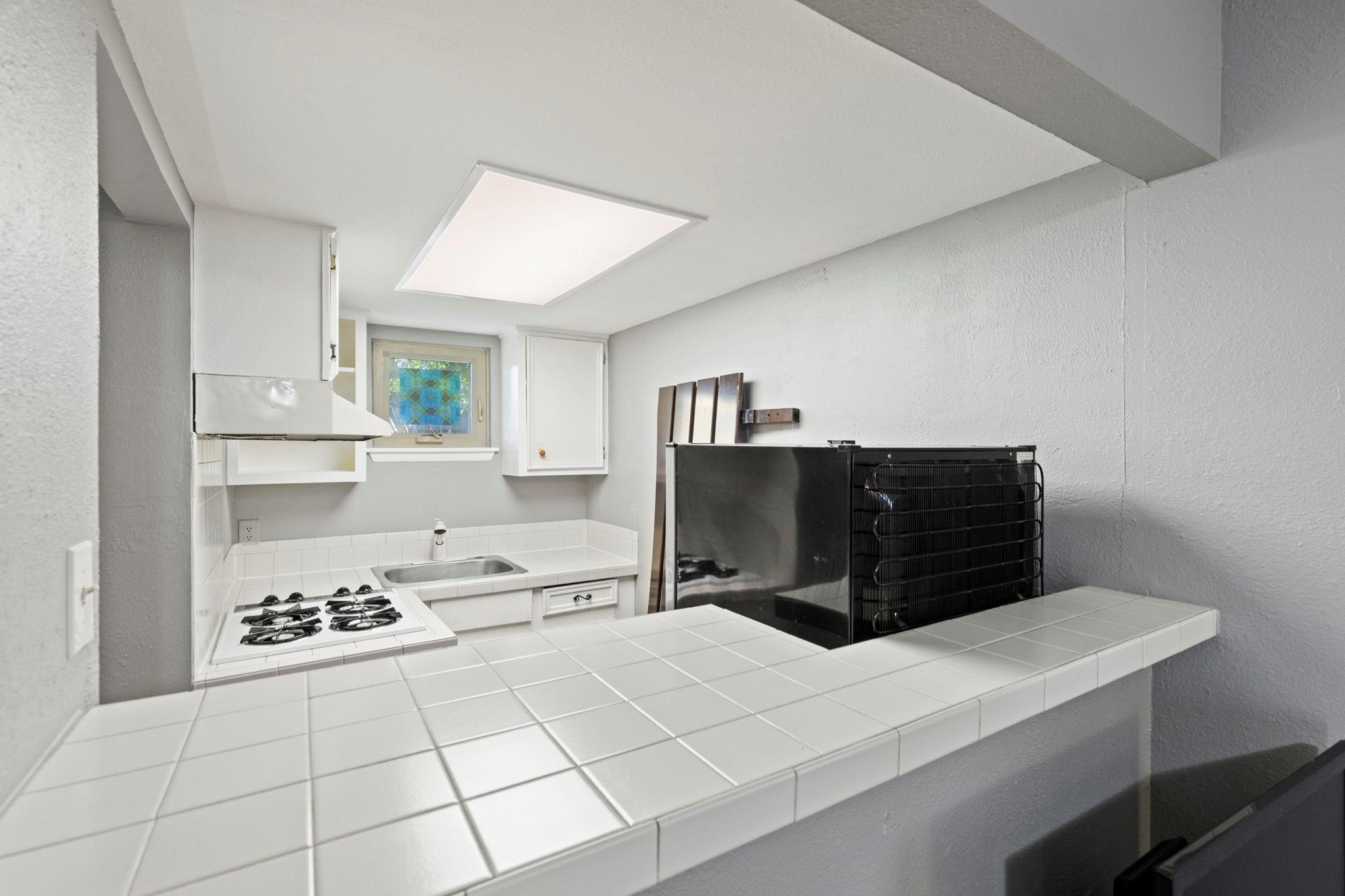 7808 Watson St #b Property Photo 8