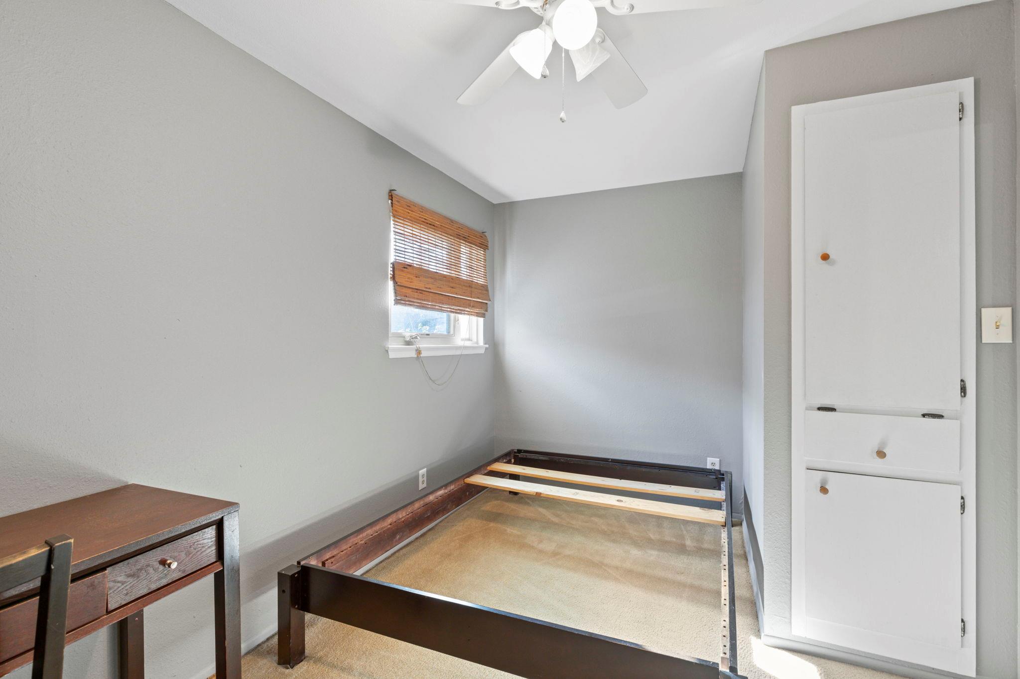 7808 Watson St #b Property Photo 11