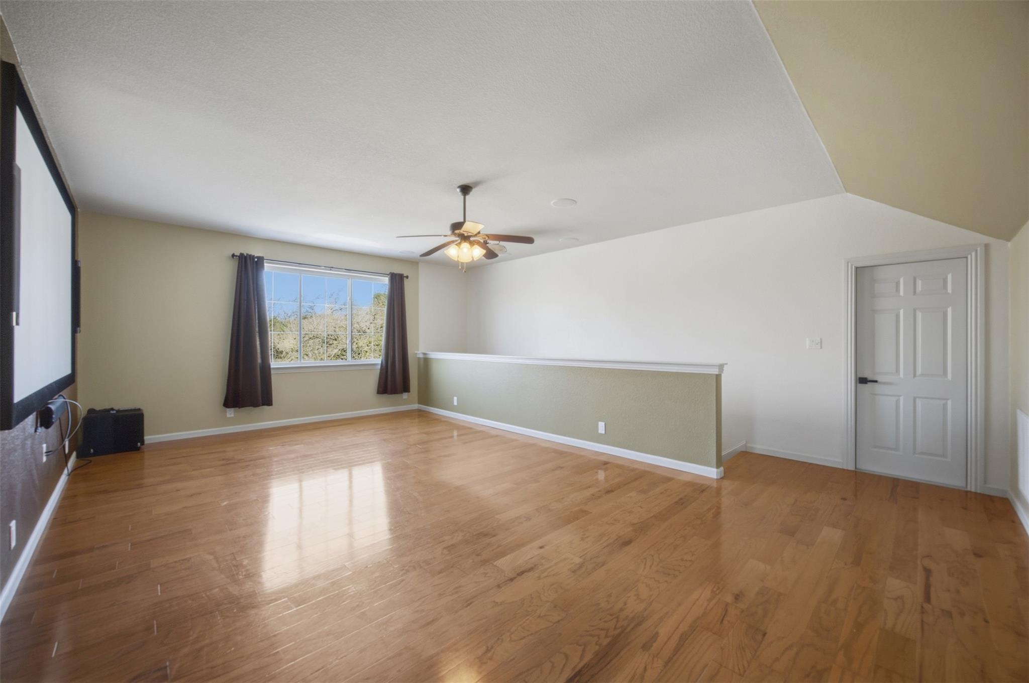 123 Meadowood Dr Property Photo 25