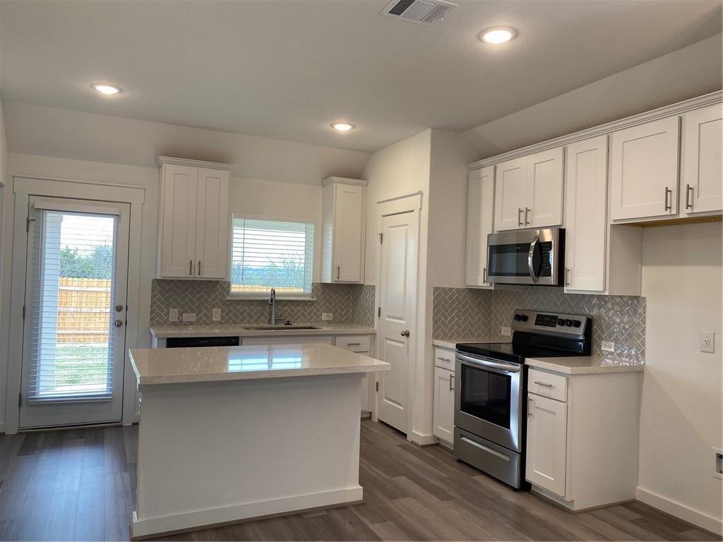 652 Pheasant Hill Ln Property Photo 6