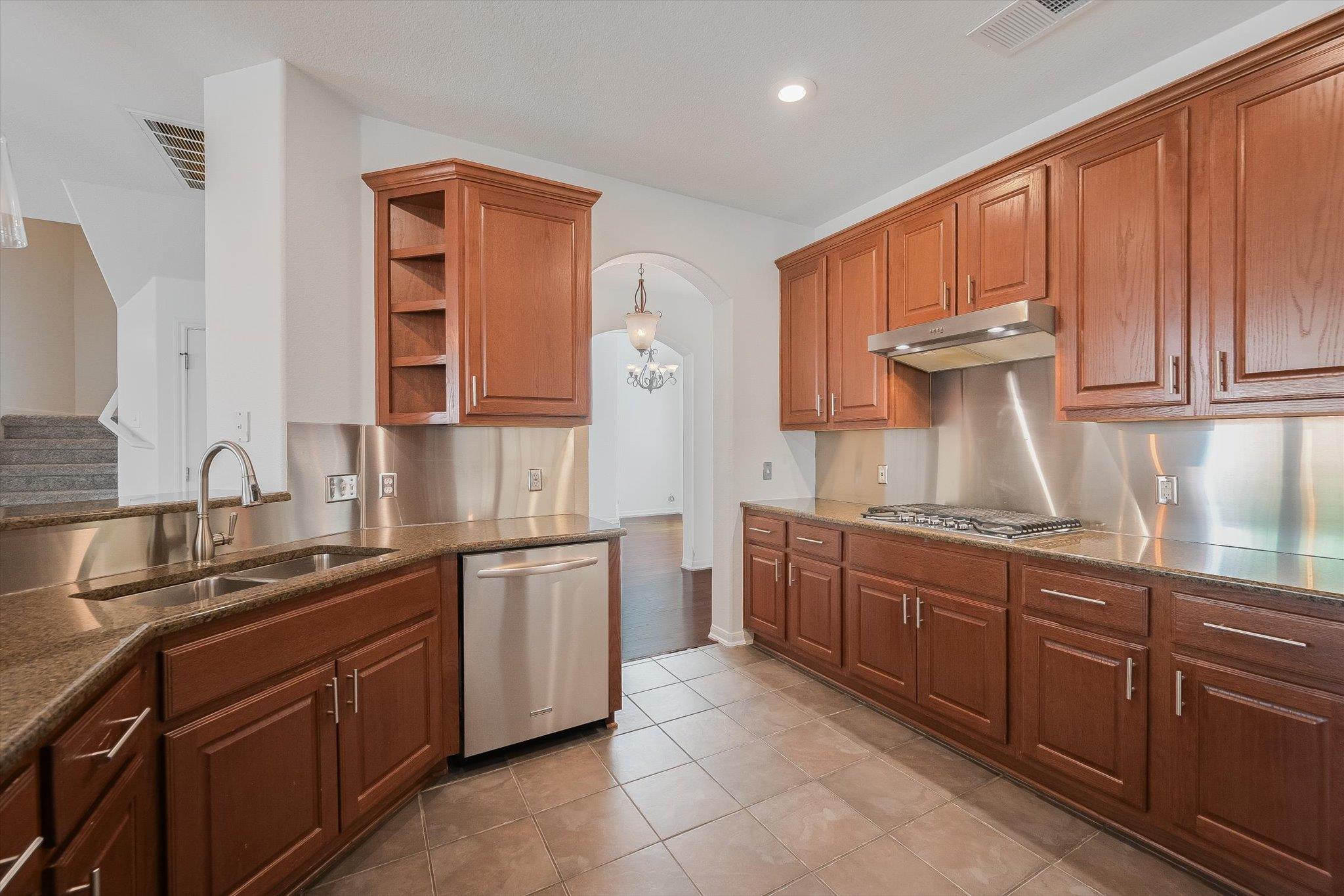 9316 Bavaria Ln Property Photo 9