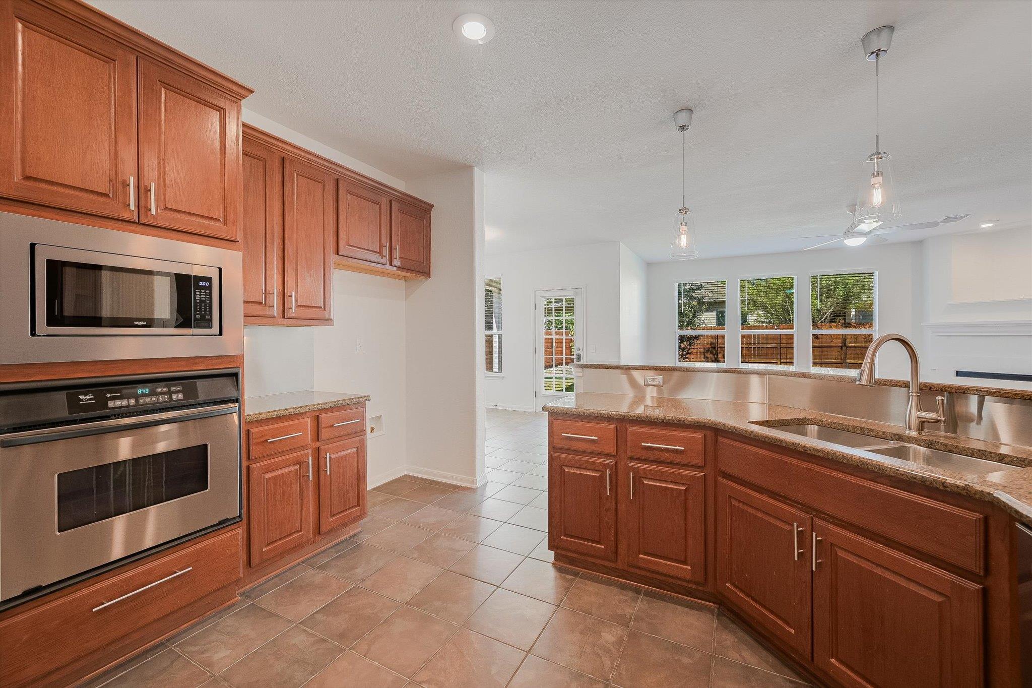 9316 Bavaria Ln Property Photo 10