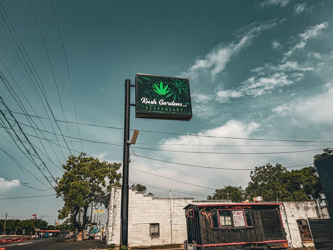 4403 W Commerce St Property Photo 4