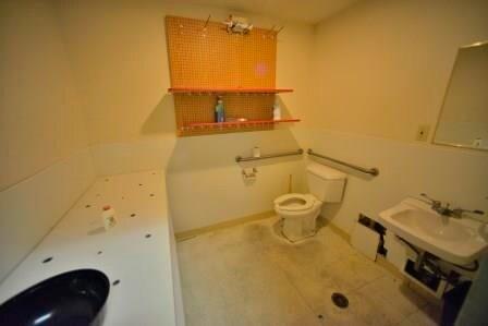 4403 W Commerce St Property Photo 11