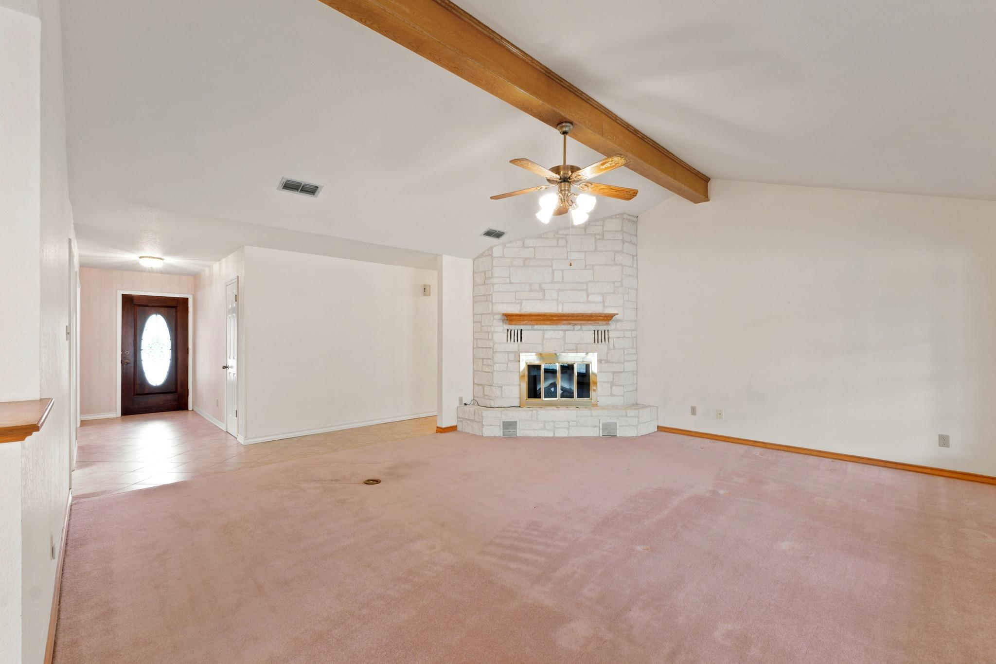 130 Lost River Rd Property Photo 5