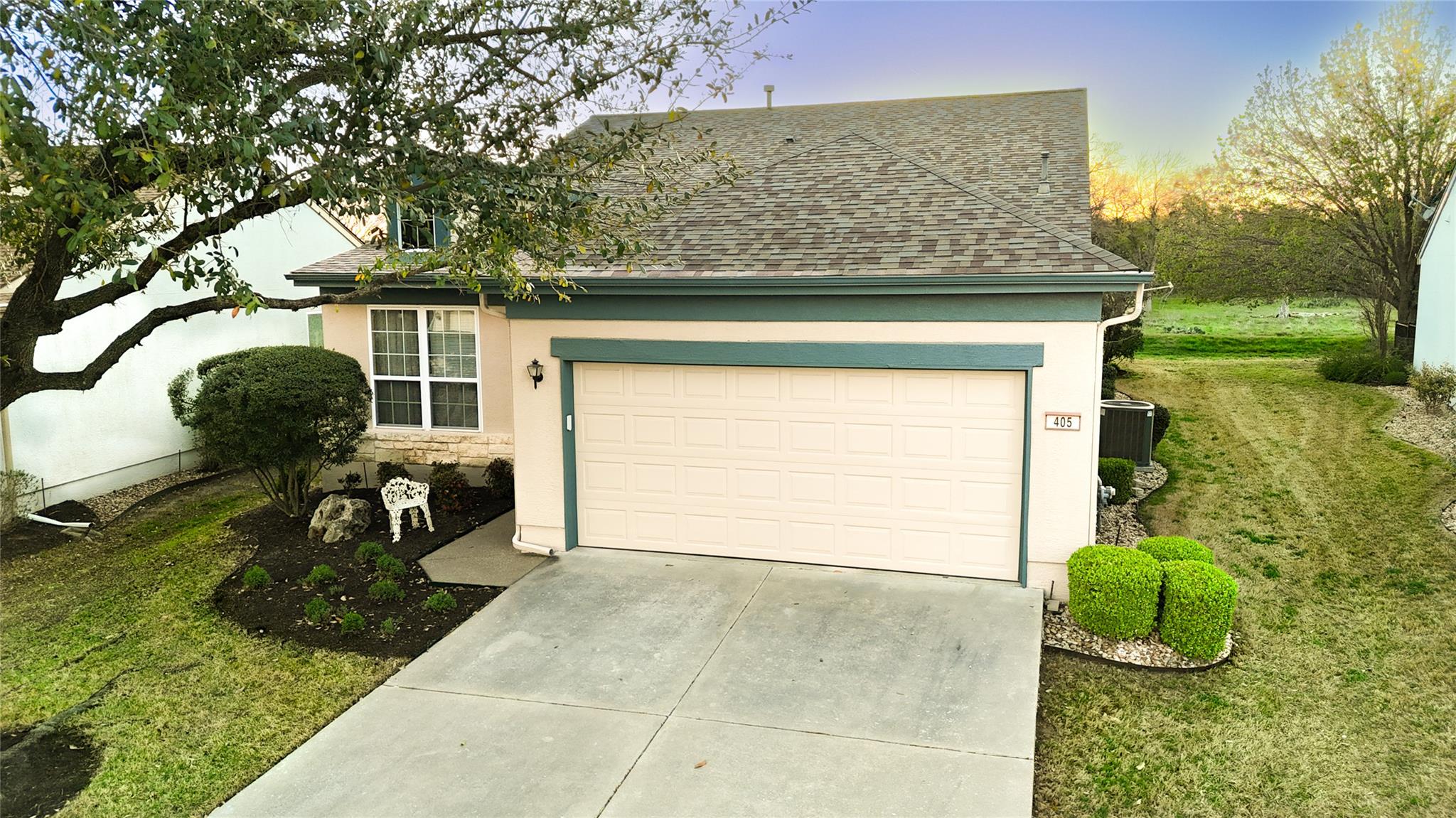 405 Sundance Ln Property Photo