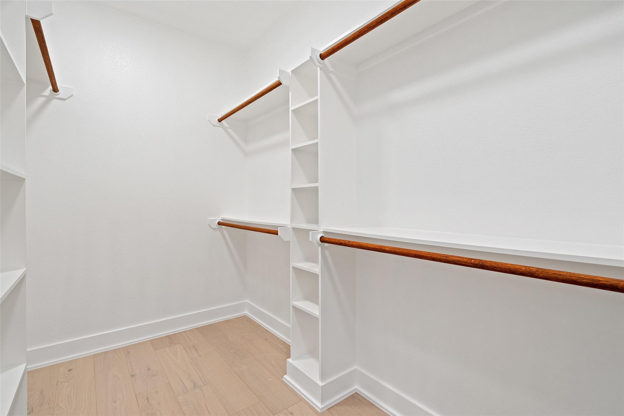 1135 Salina St Property Photo 25
