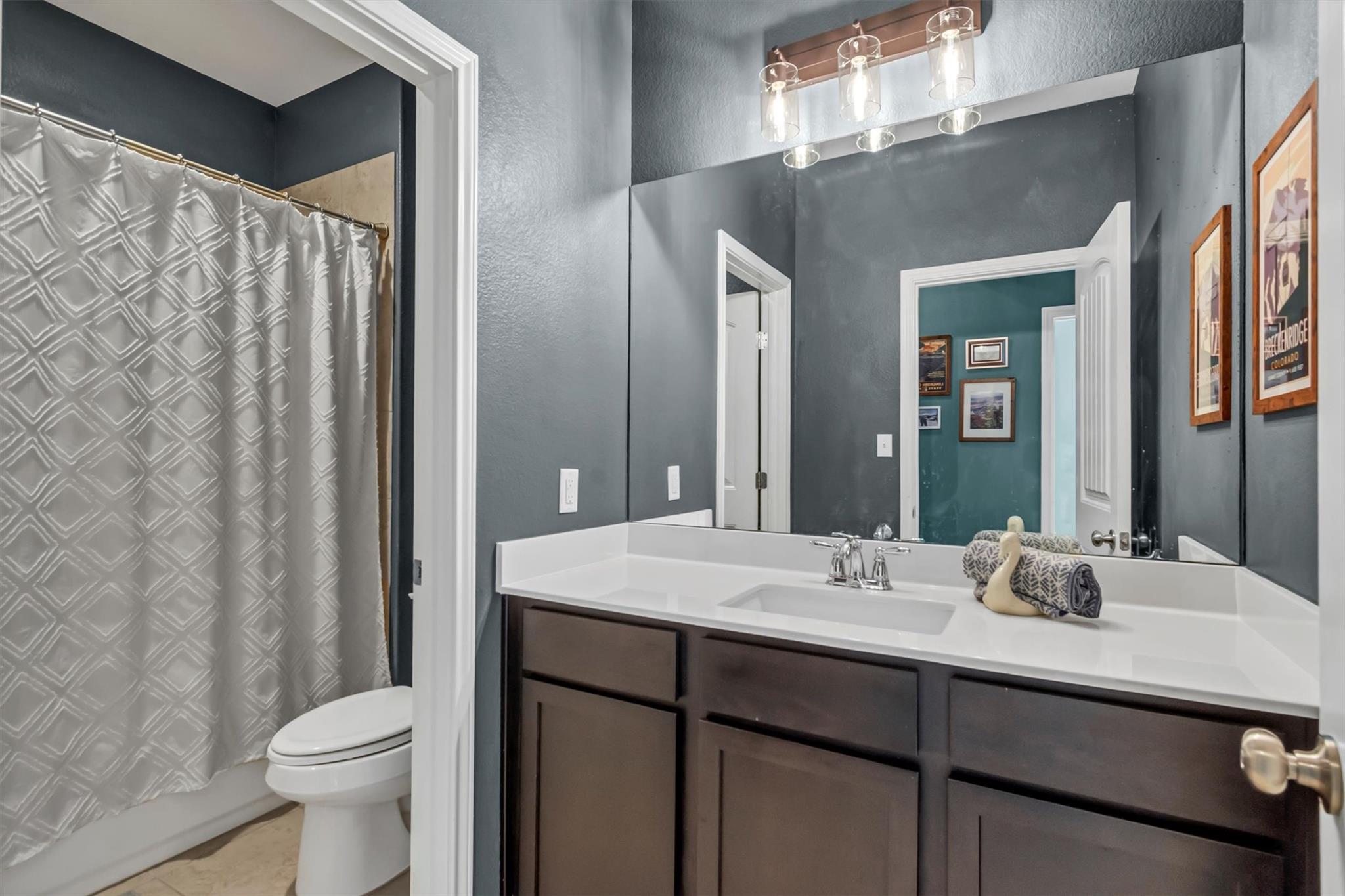 401 Valley Oaks Loop Property Photo 8