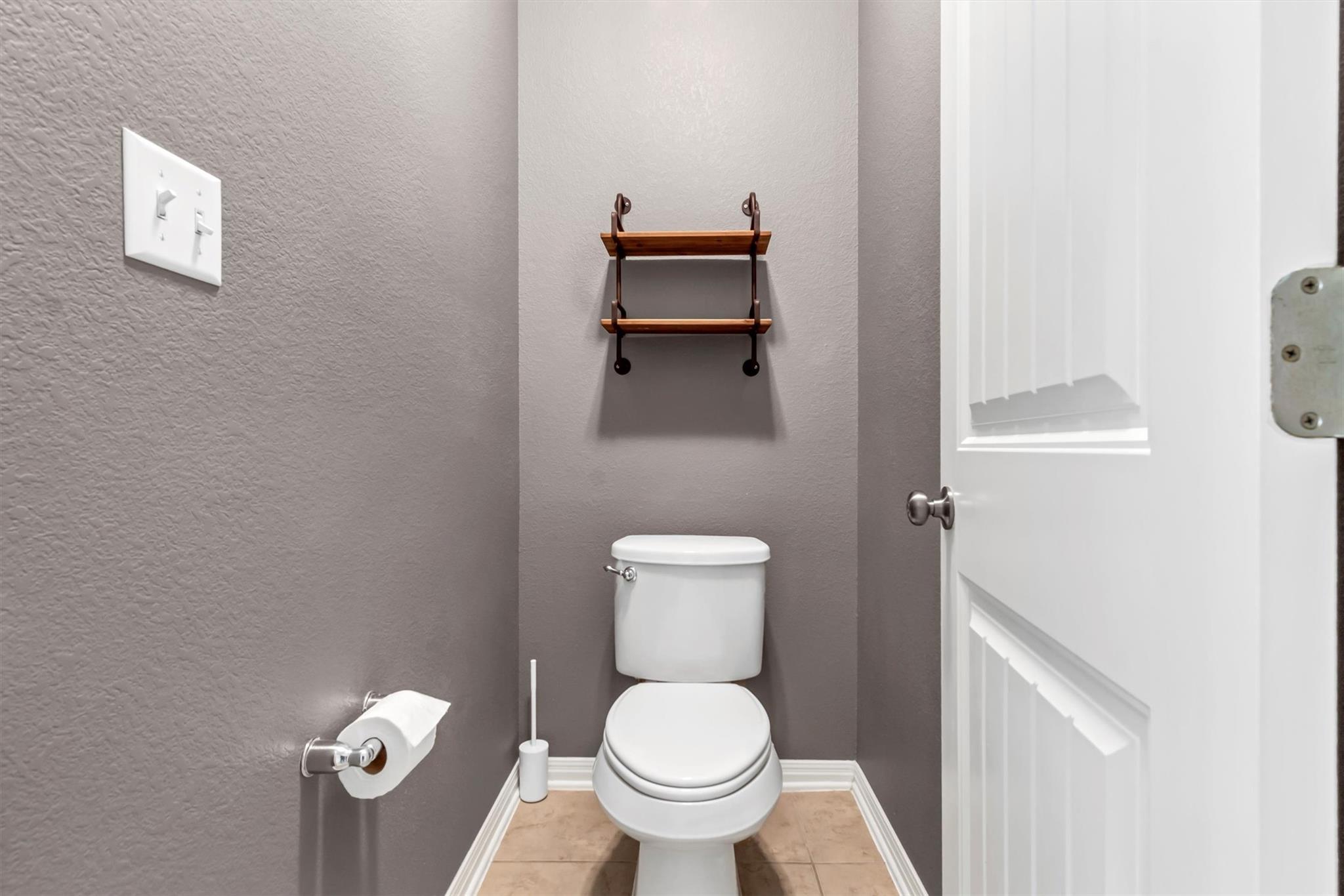 401 Valley Oaks Loop Property Photo 13