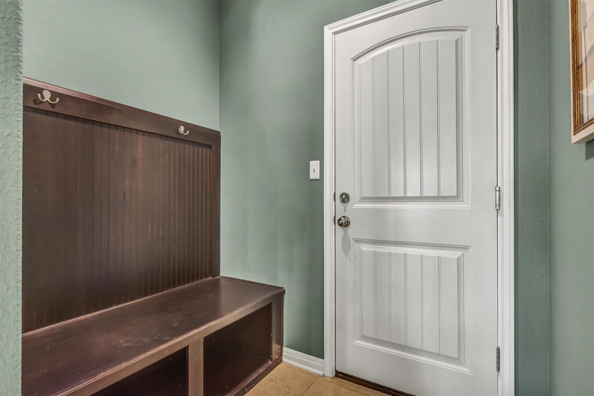 401 Valley Oaks Loop Property Photo 21