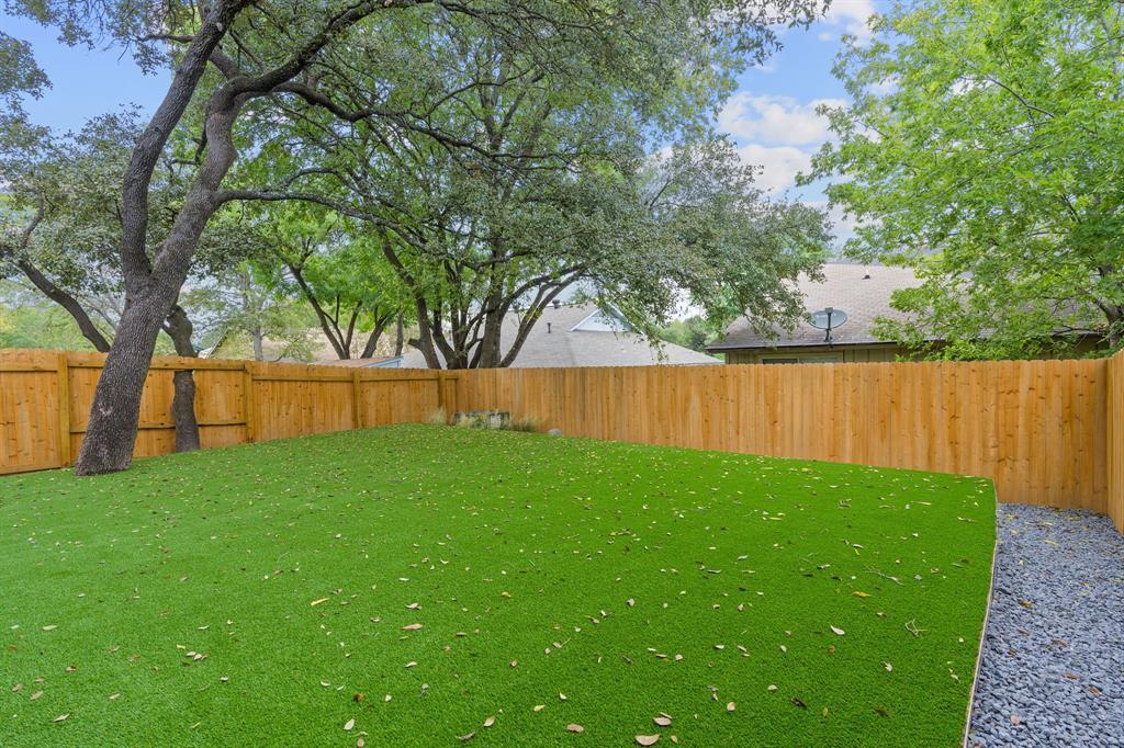 1900 Albury Cv #d Property Photo 1