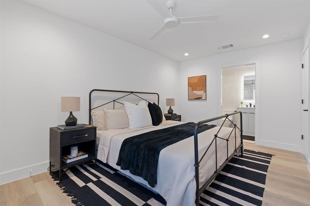1900 Albury Cv #d Property Photo 16