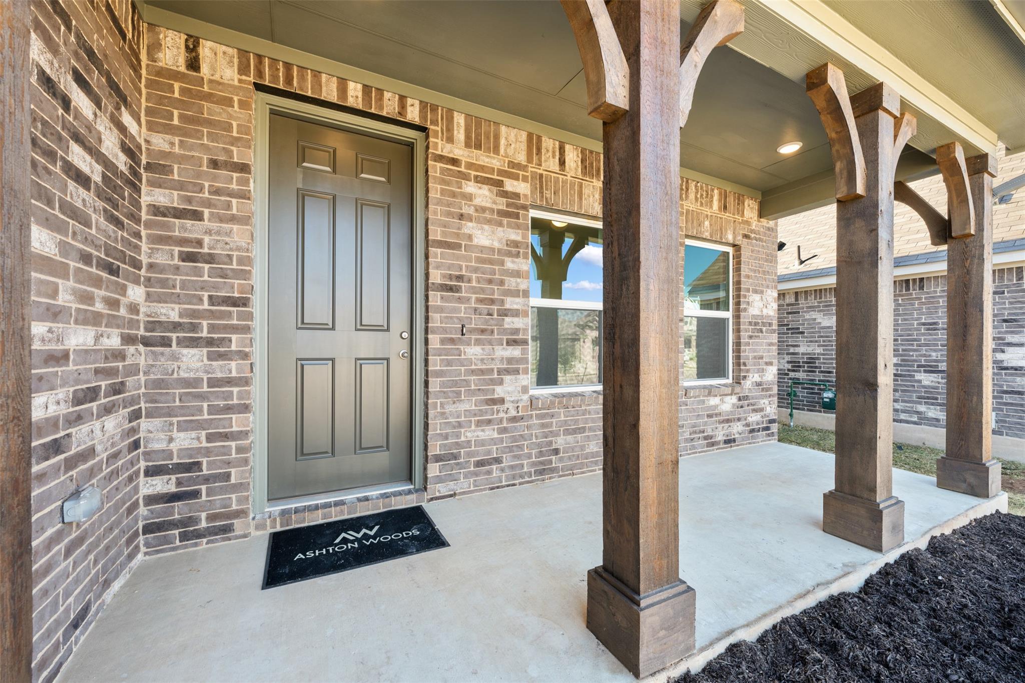 12613 Raven Meadow Dr Property Photo 2