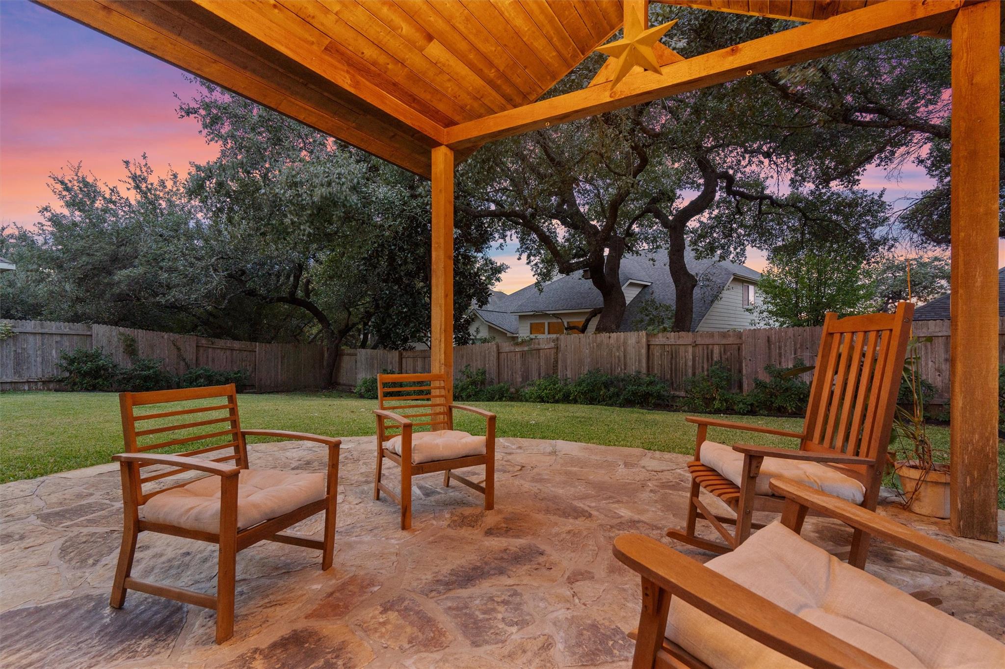 2615 Corabella Pl Property Photo 2