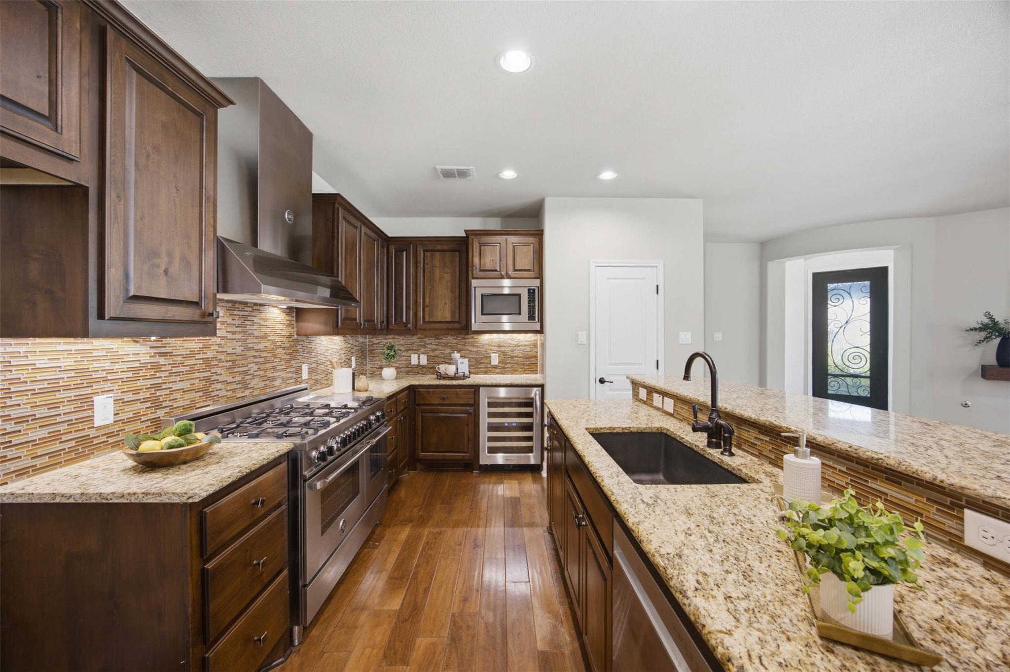 4332 Teravista Club Dr #9 Property Photo 1