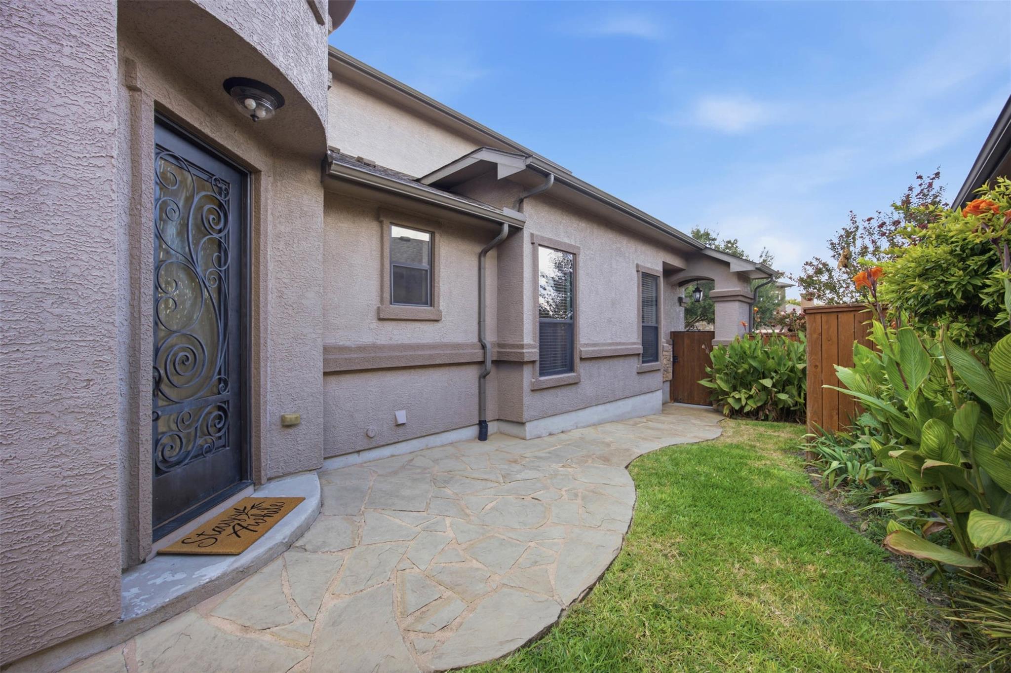 4332 Teravista Club Dr #9 Property Photo 4