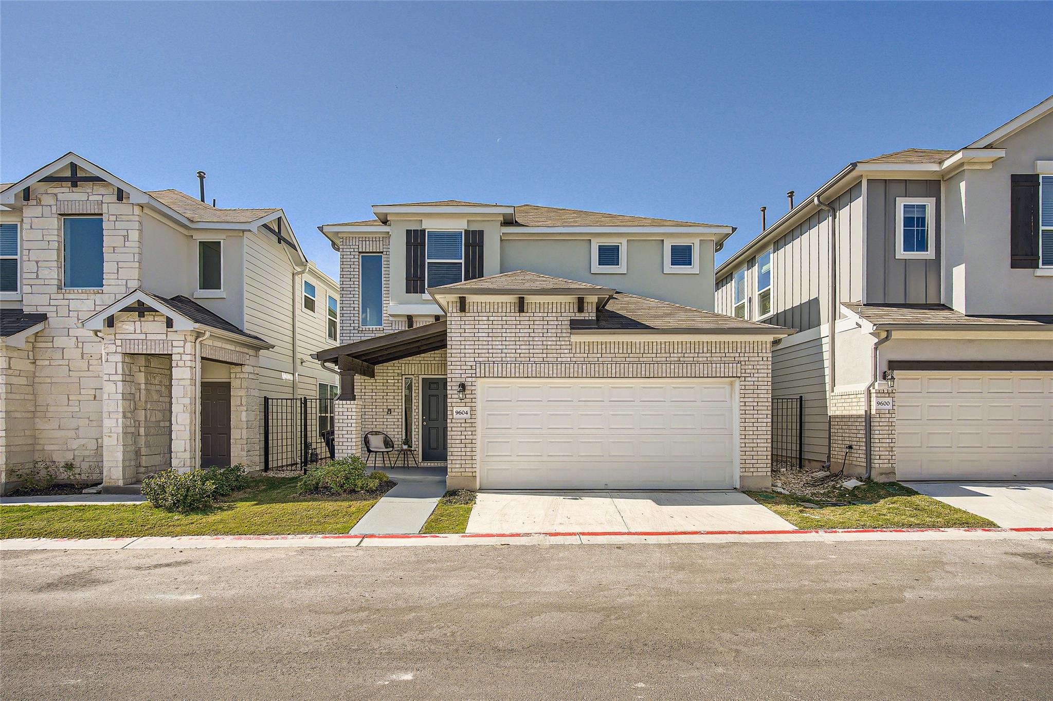 9604 Dawn Pearl Dr Property Photo 7