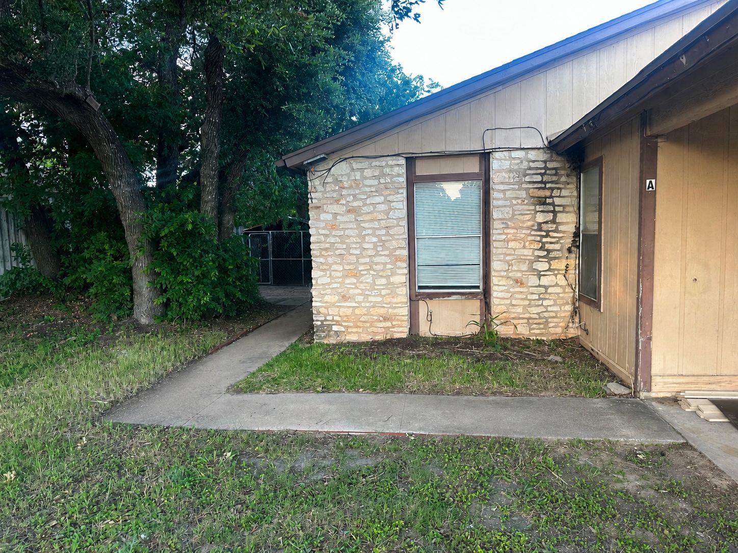 2602 S Bagdad Rd #A Property Photo 1