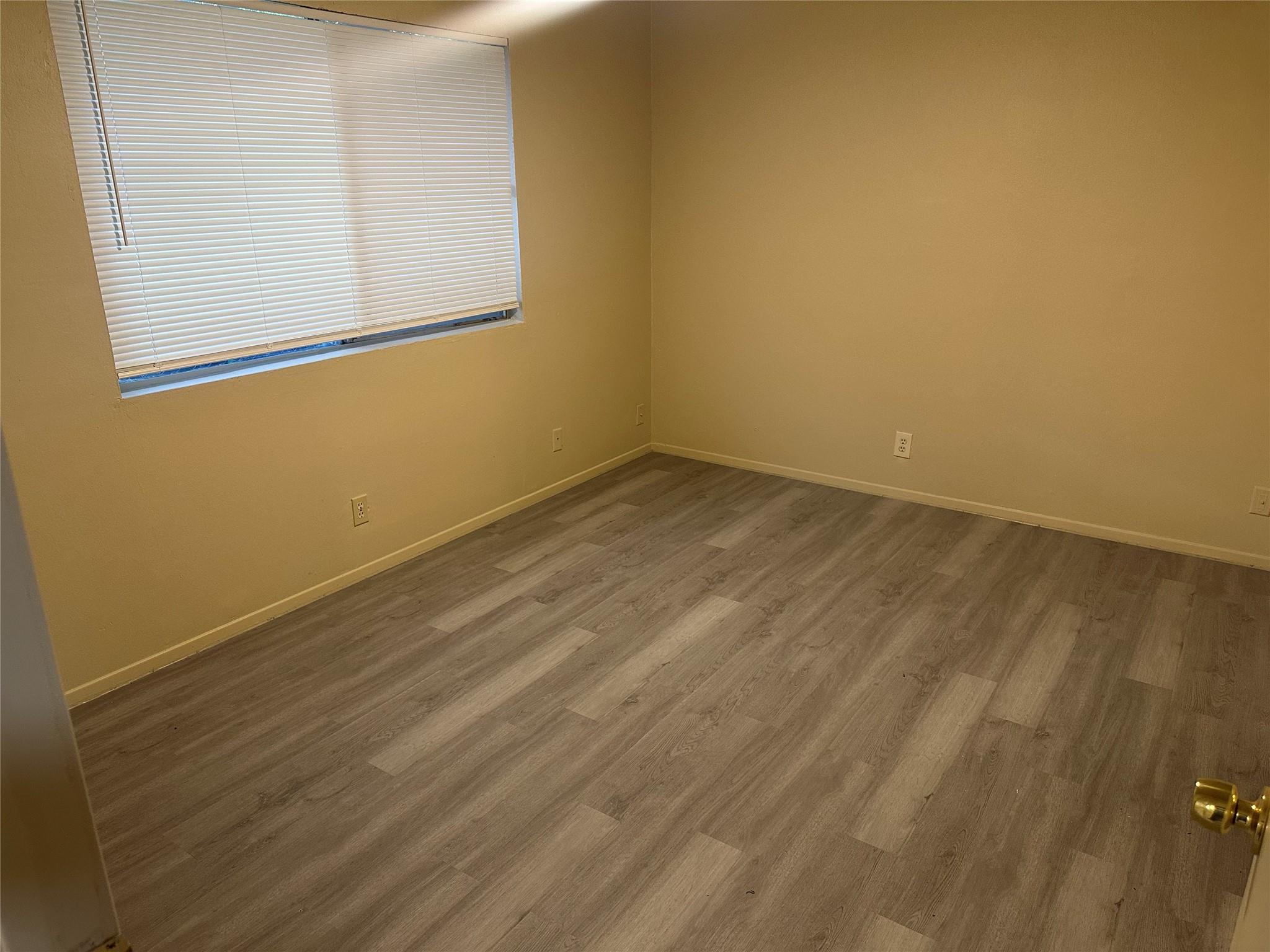 2602 S Bagdad Rd #a Property Photo 8