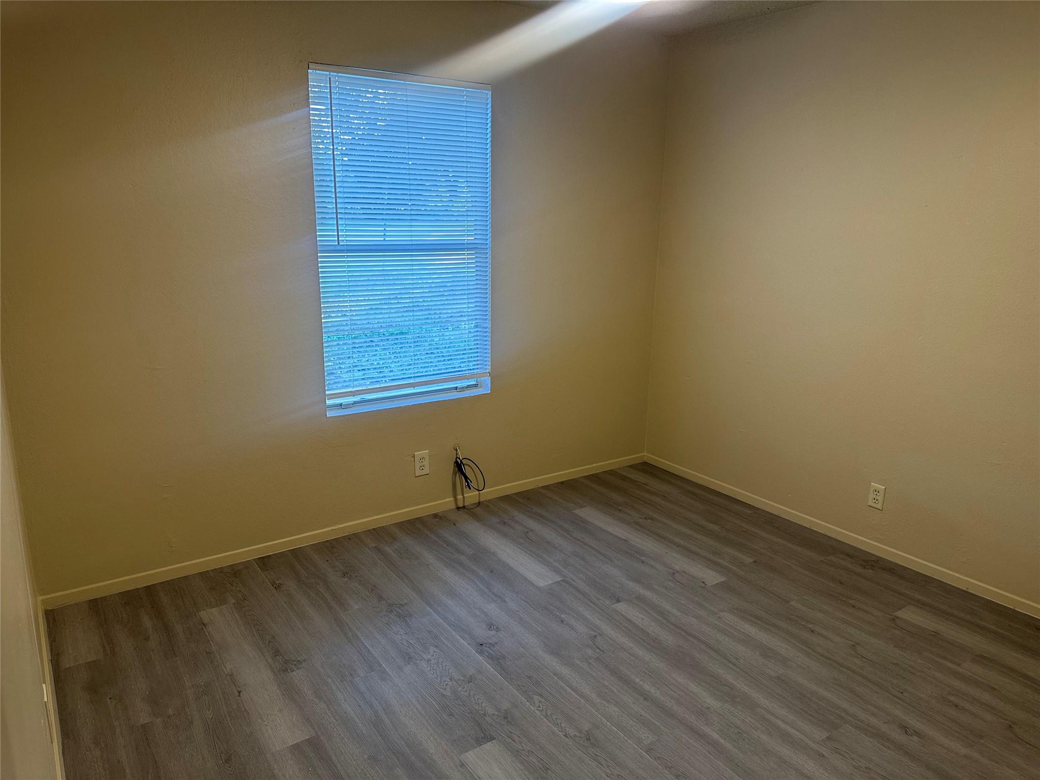 2602 S Bagdad Rd #a Property Photo 16
