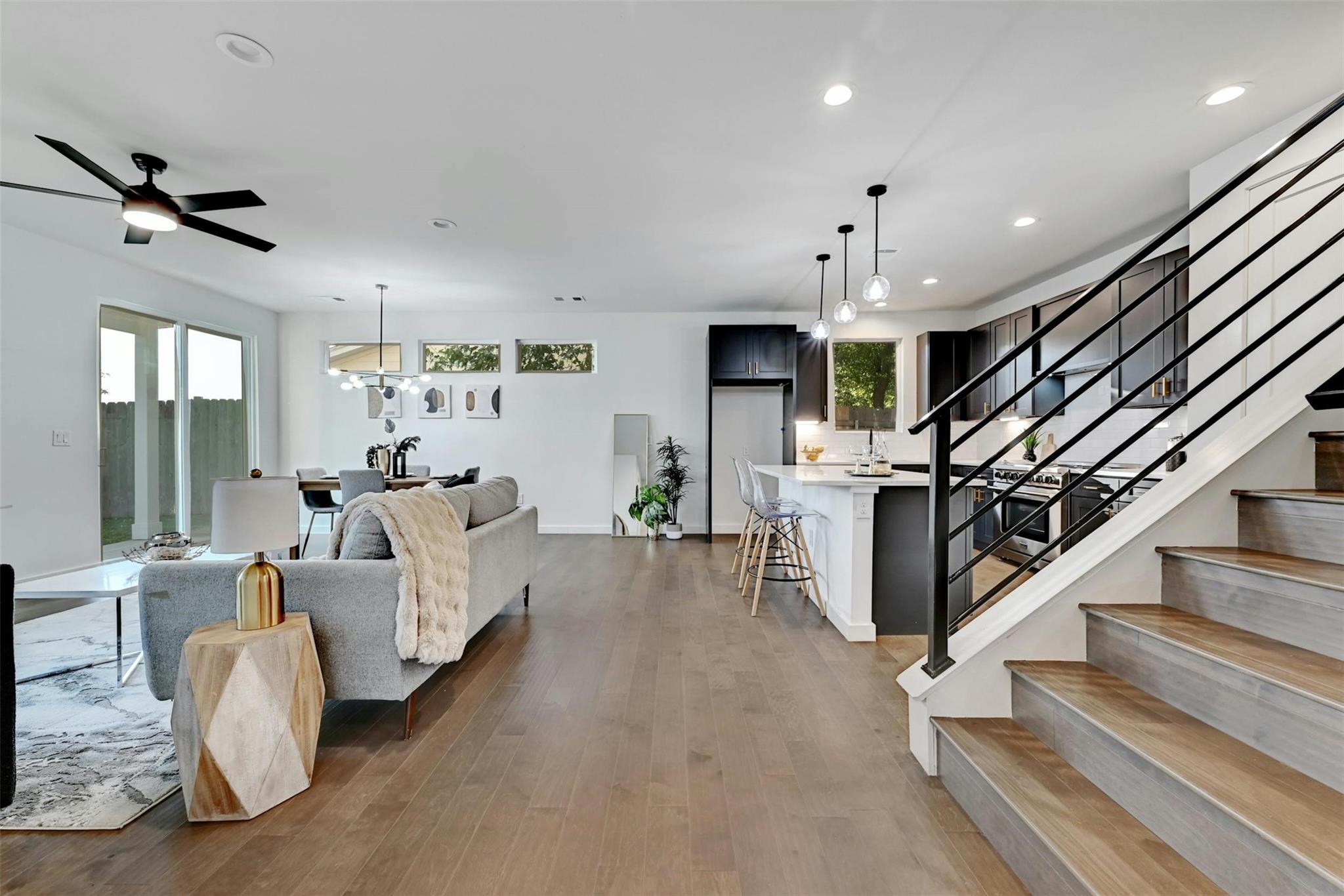 6210 Larch Ter #a Property Photo 6