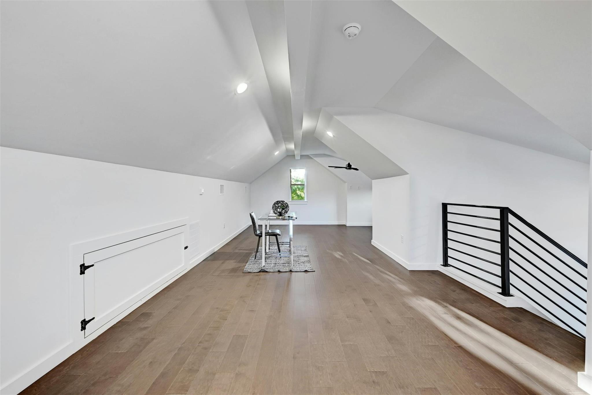 6210 Larch Ter #a Property Photo 23