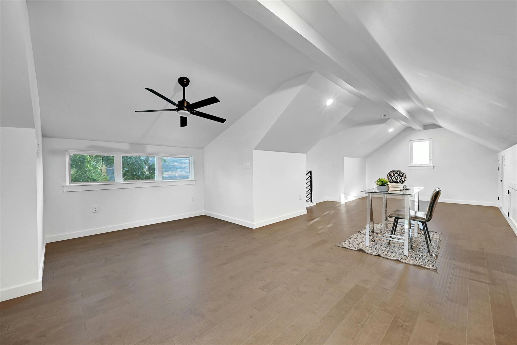 6210 Larch Ter #a Property Photo 24