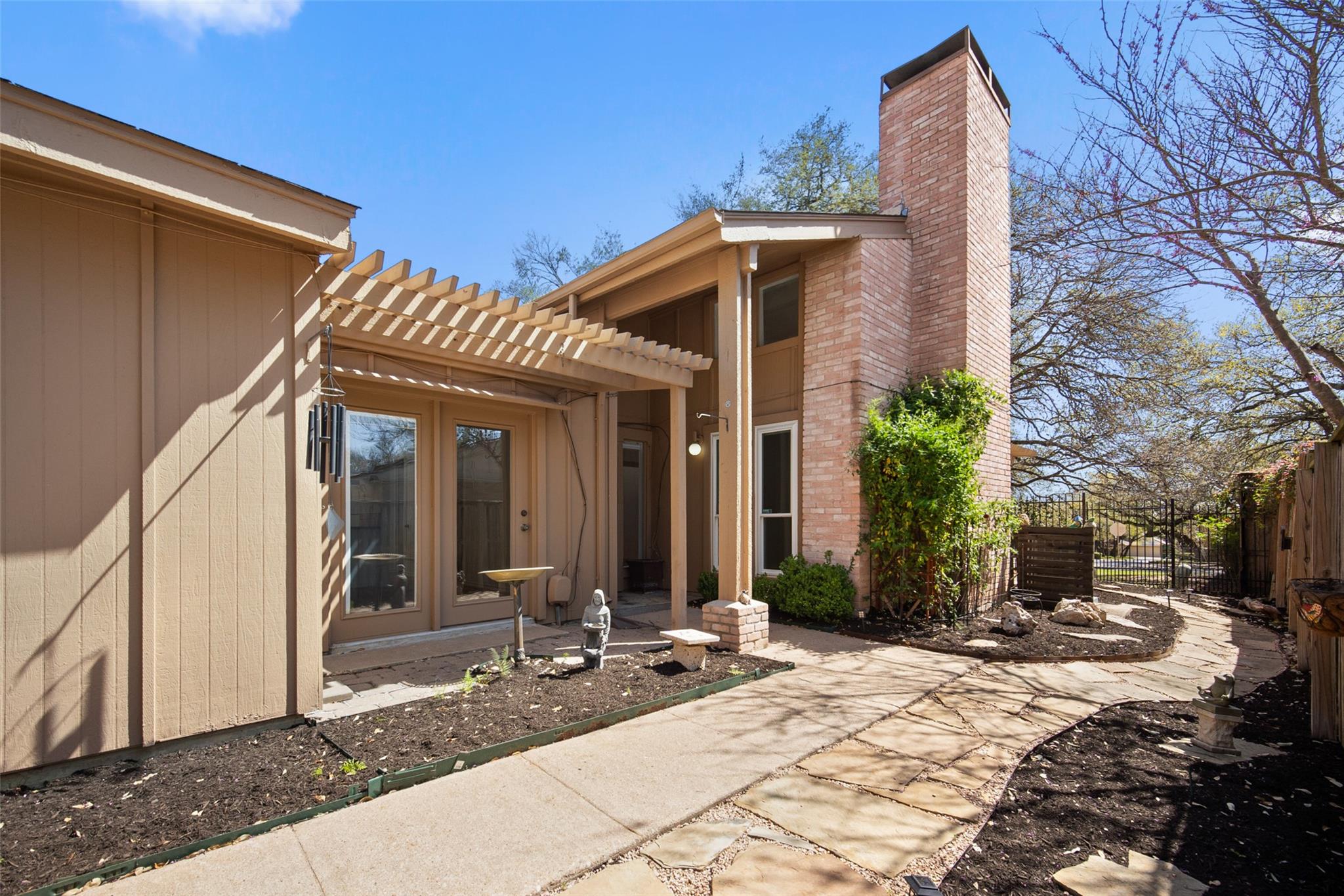 4006 Merimac Property Photo