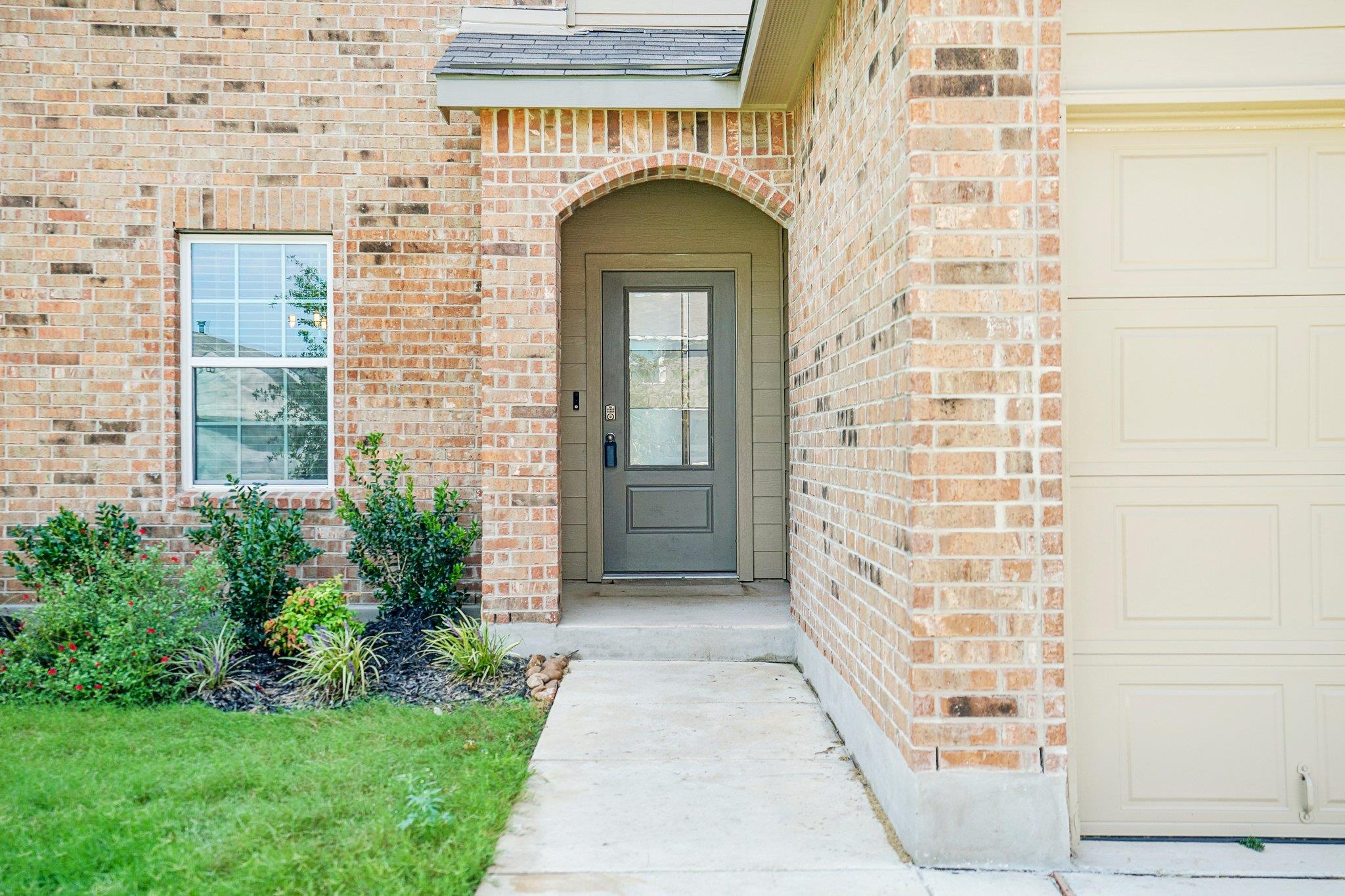 627 Fluted Shls Property Photo 2
