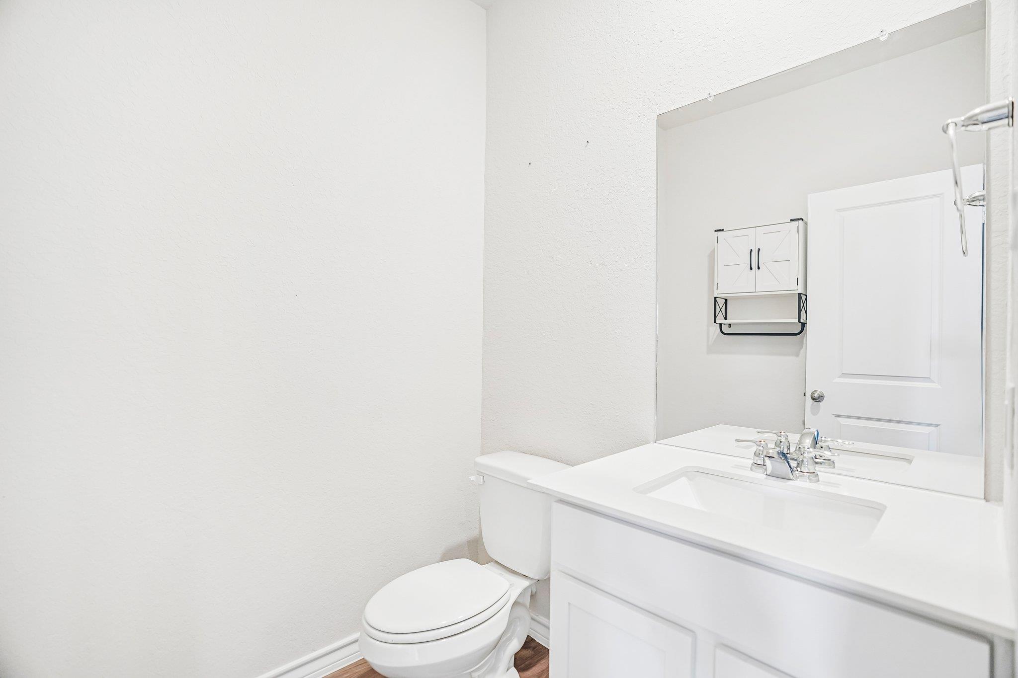 627 Fluted Shls Property Photo 14