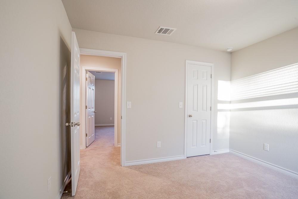 1348 Eagle Ray St Property Photo 30