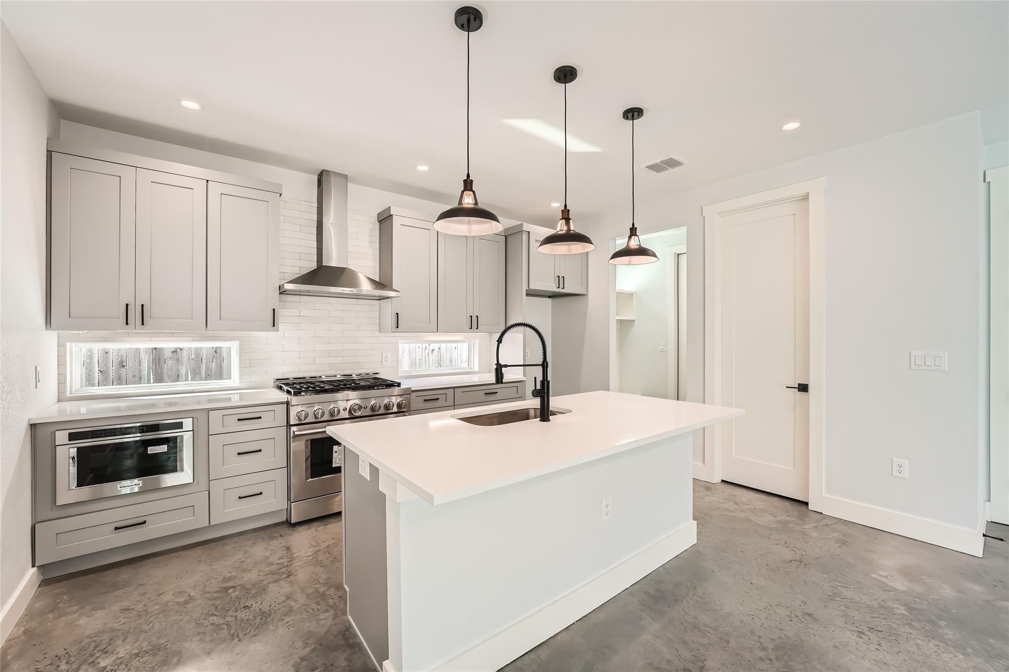 1707 Perez St #1 Property Photo 15