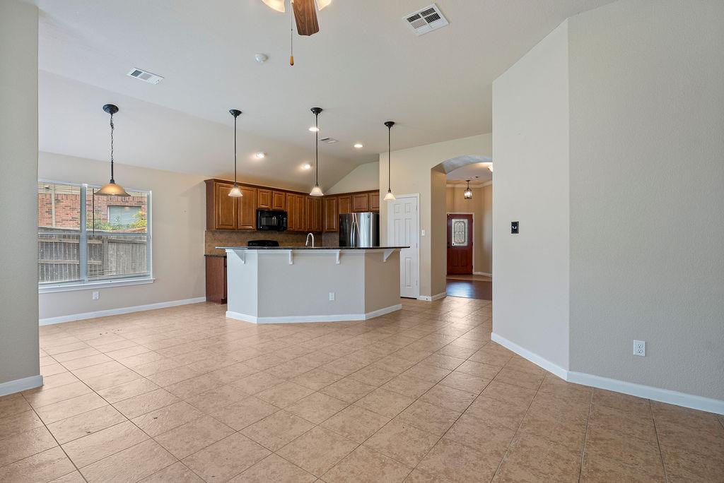 1541 Stone Rim Loop Property Photo 4
