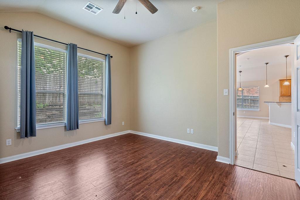 1541 Stone Rim Loop Property Photo 9