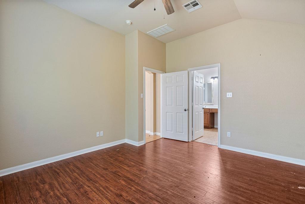 1541 Stone Rim Loop Property Photo 10