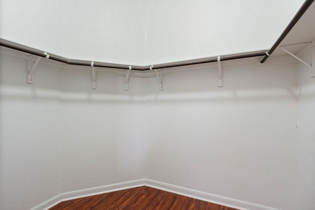 1541 Stone Rim Loop Property Photo 12
