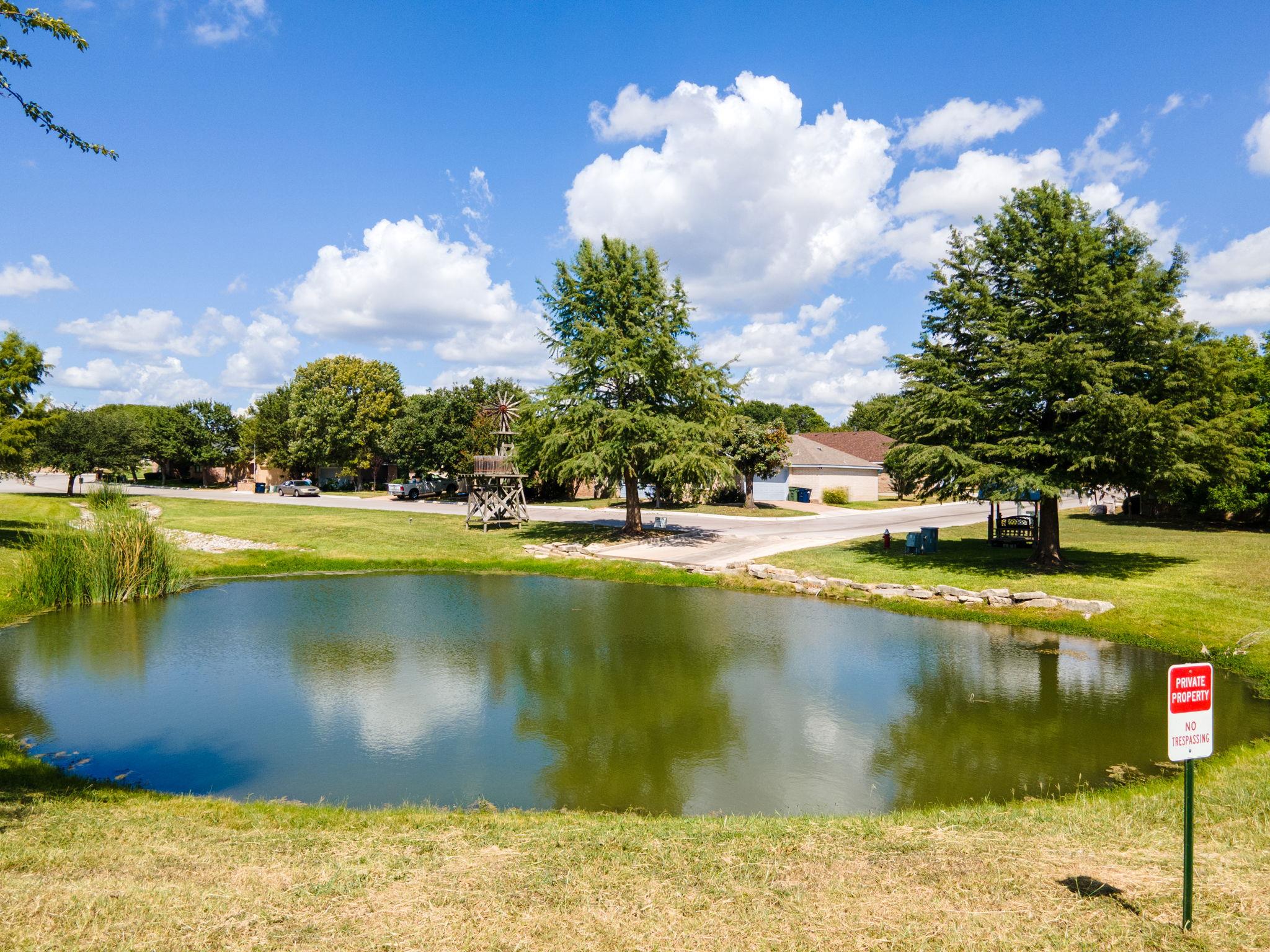 1204 Applewood Dr E Property Photo 36