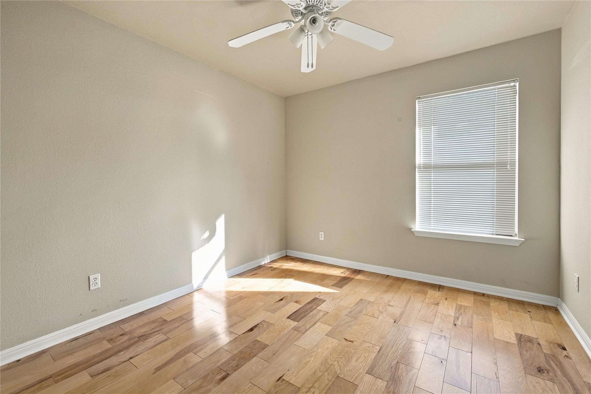 17512 Wiseman Dr Property Photo 17